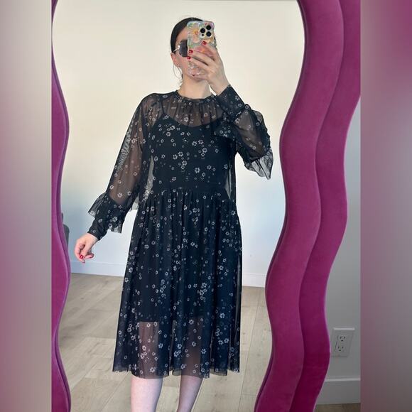 H&M Dresses & Skirts - H&M floral mesh dress, new with tags.